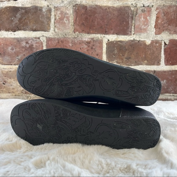 Fly London Gray & Black Wedge Slip-On Shoes Sz 39/9 - Picture 9 of 12